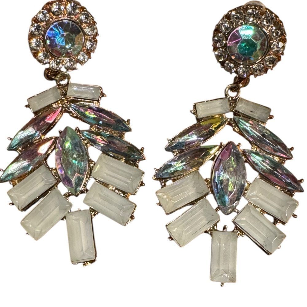 Elegant art deco style Silver and White Crystal Earrings